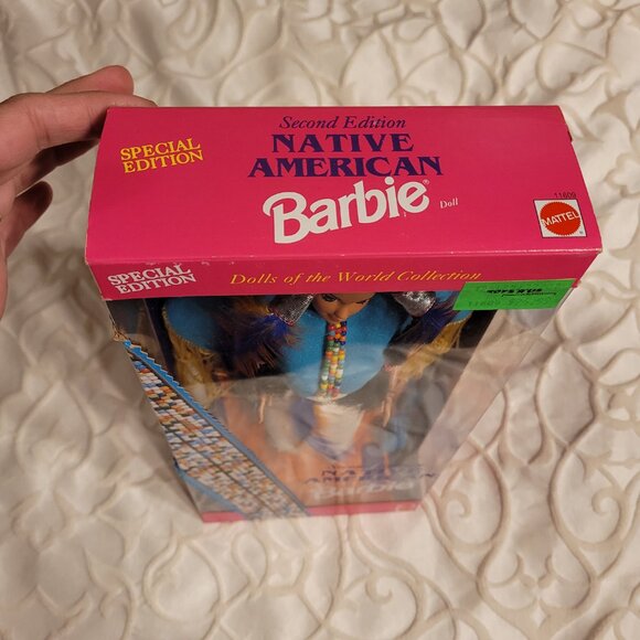 Native American 2nd in Series Dolls of the World Barbie - Picture 4 of 17